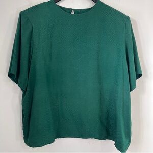 Chic Green Short Sleeve Women's Top 100% Silk Shoulder Pads